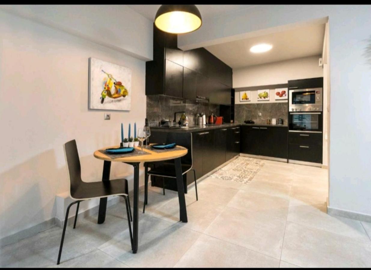 Apartment Romantic Jacuzzi Athens