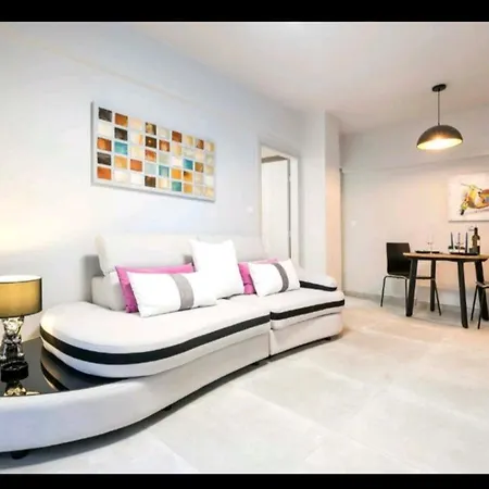 Romantic Jacuzzi Apartment Athens Exterior photo