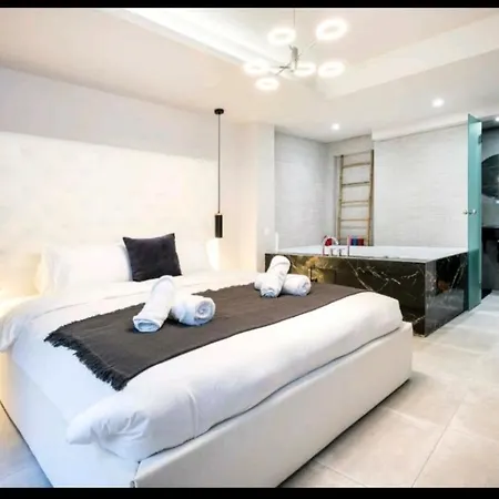 Romantic Jacuzzi Apartment Athens Exterior photo